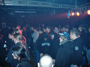 IMG003