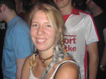 IMG010
