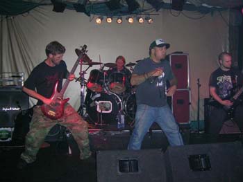 IMG048